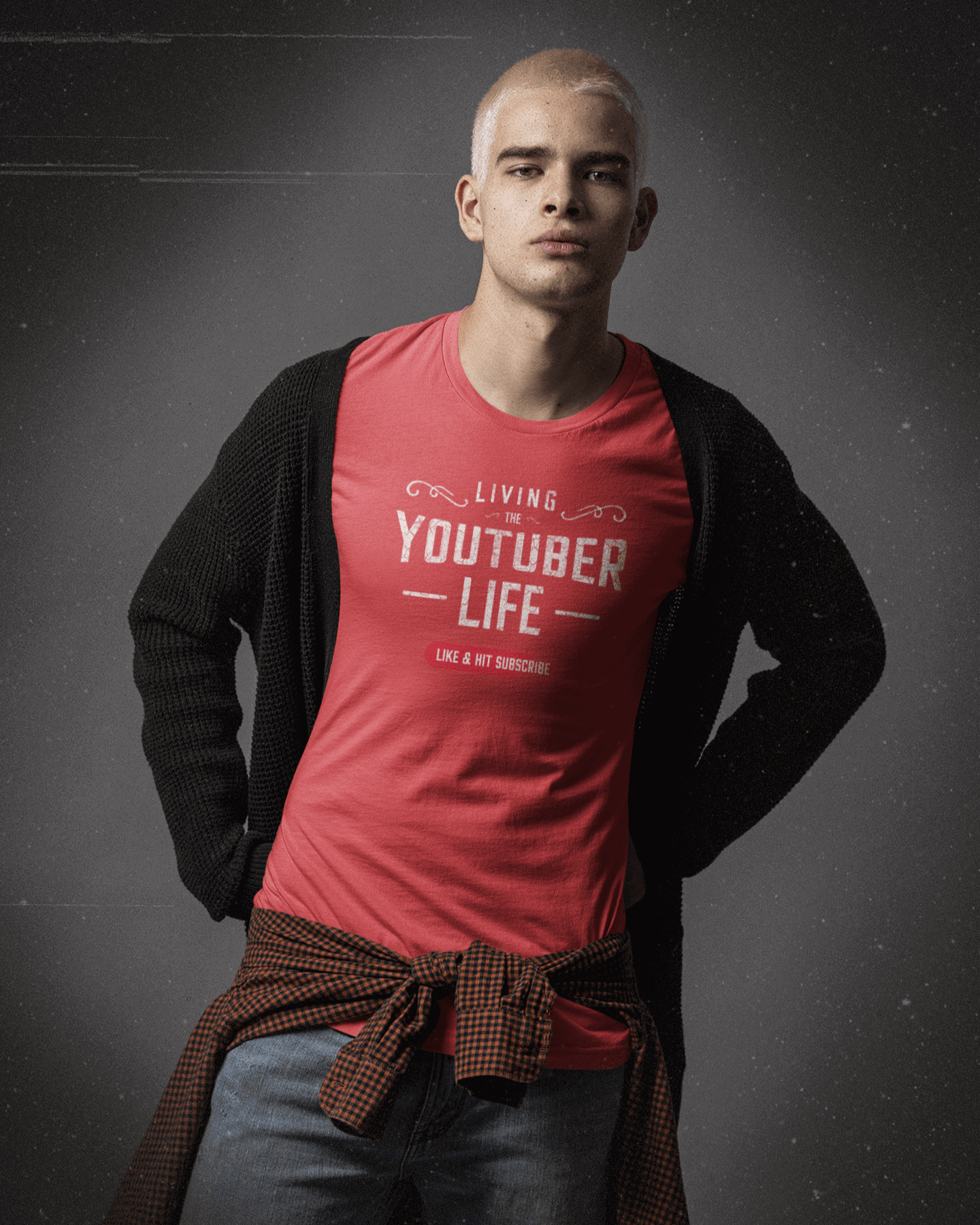 Showing image at position 5 for  model viewed from the front in Heather Red male 